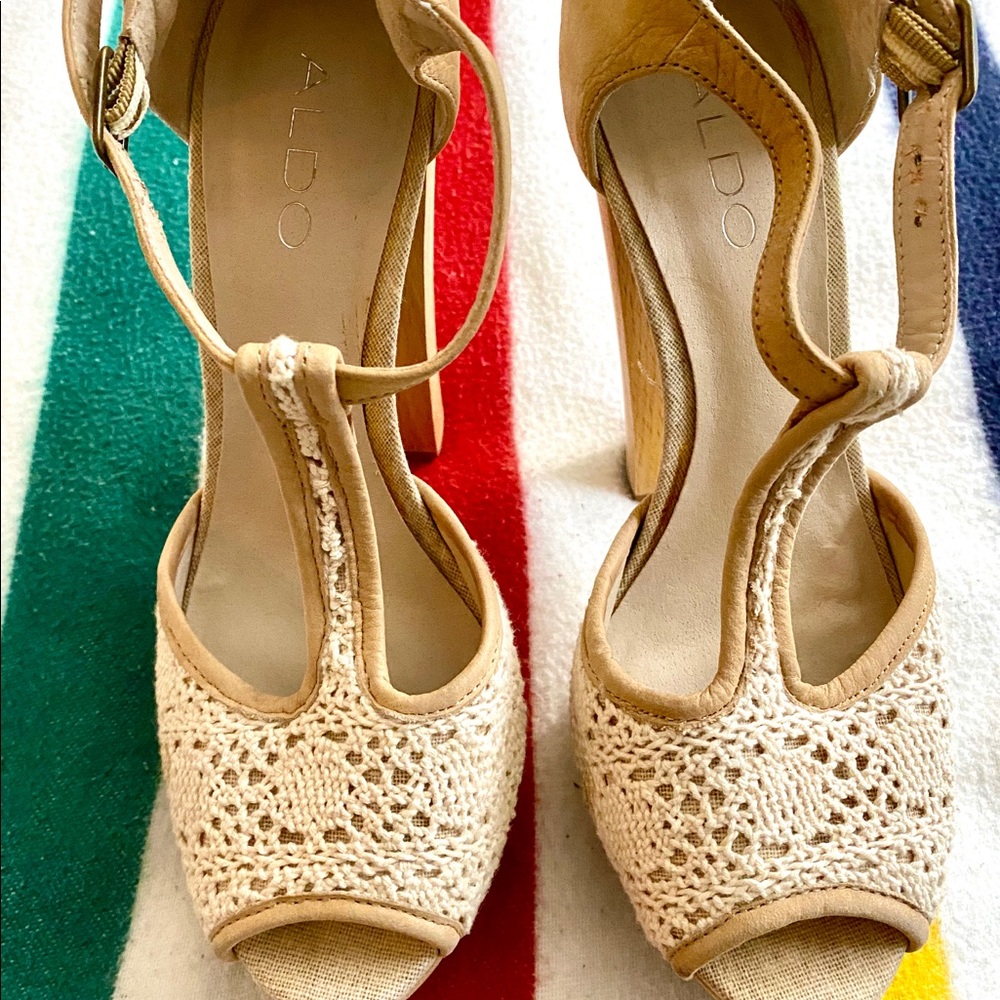 Peep toe heels - Picture 2 of 4